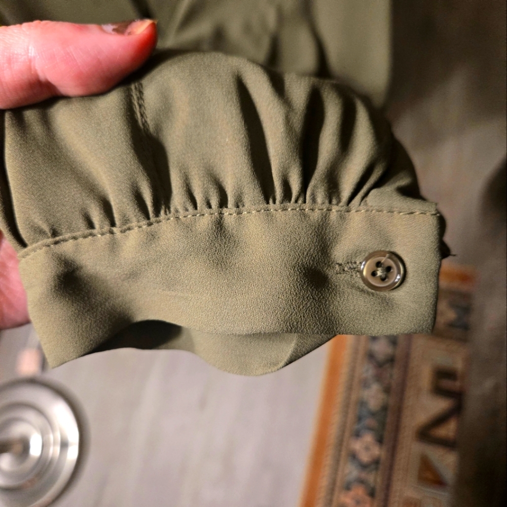 WHBM Olive Green Utility Blouse - Picture 2 of 4